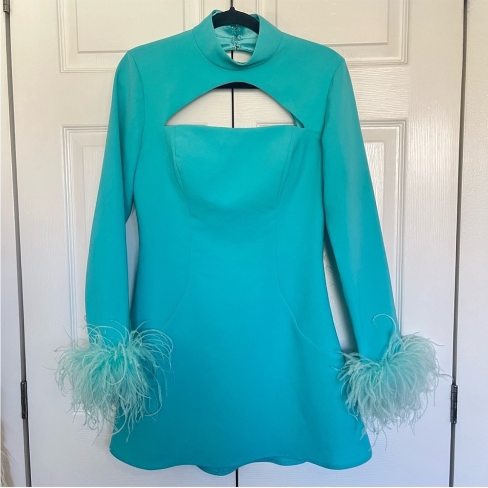NWOT Teal Jovani Mini Dress with Feather Cuffs Size 8